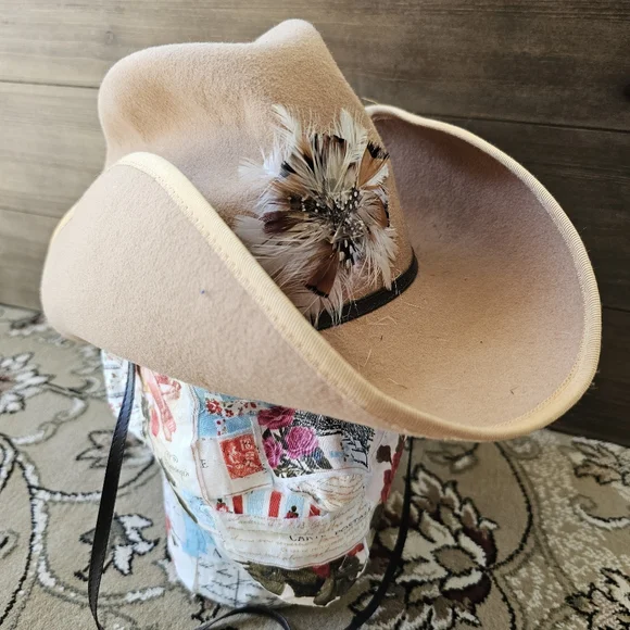 Vintage wool cowboy hat with feathers tan Betmar